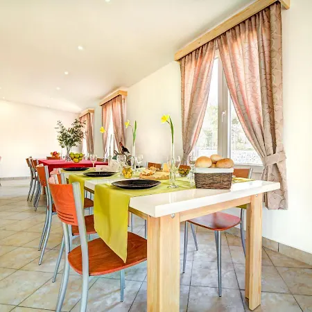 Holiday Jelovci-3 * Mofardini